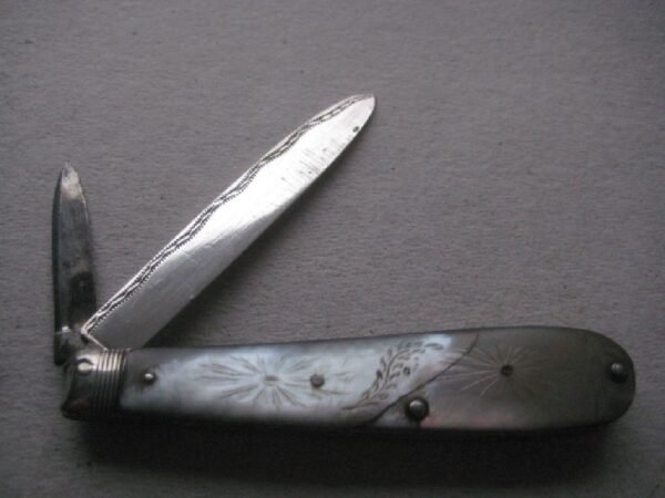 Rare George III Mother of Pearl Hafted Twin Bladed Silver Bladed Folding Fruit Knife SK46 - Image 2