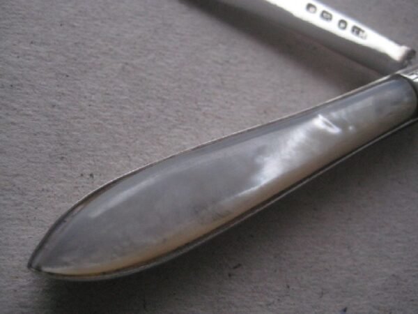 Rare George V Mother of Pearl Hafted Silver Bladed Folding Fruit Knife SK155 - Image 3