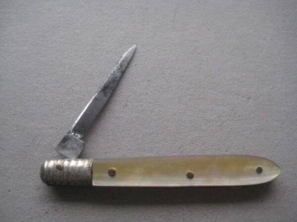 Victorian Mother of Pearl Hafted Quill Bladed Penknife SK104 BLETCH - Image 2